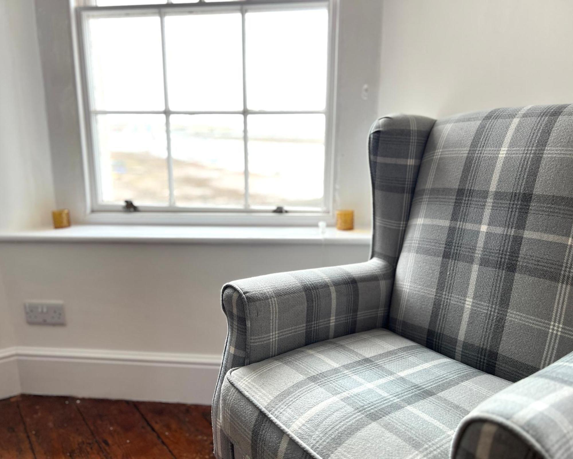 Holiday home Historic 'old Toll House' Shaldon Bridge Teignmouth