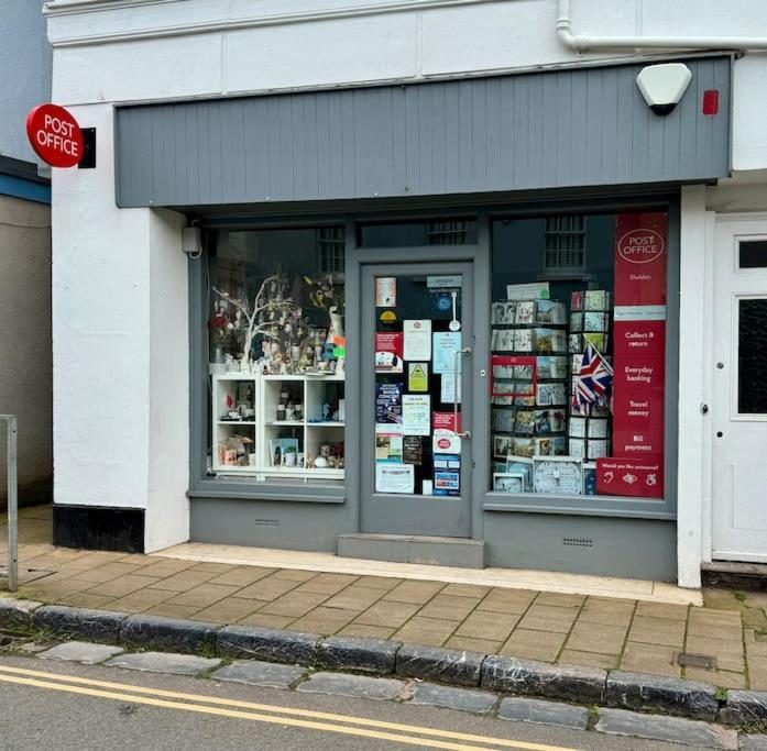 Holiday home Historic 'old Toll House' Shaldon Bridge
